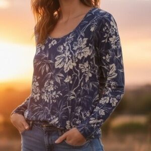 Peruvian Connection Bali bubble hem floral top Pima cotton blend long sleeve M